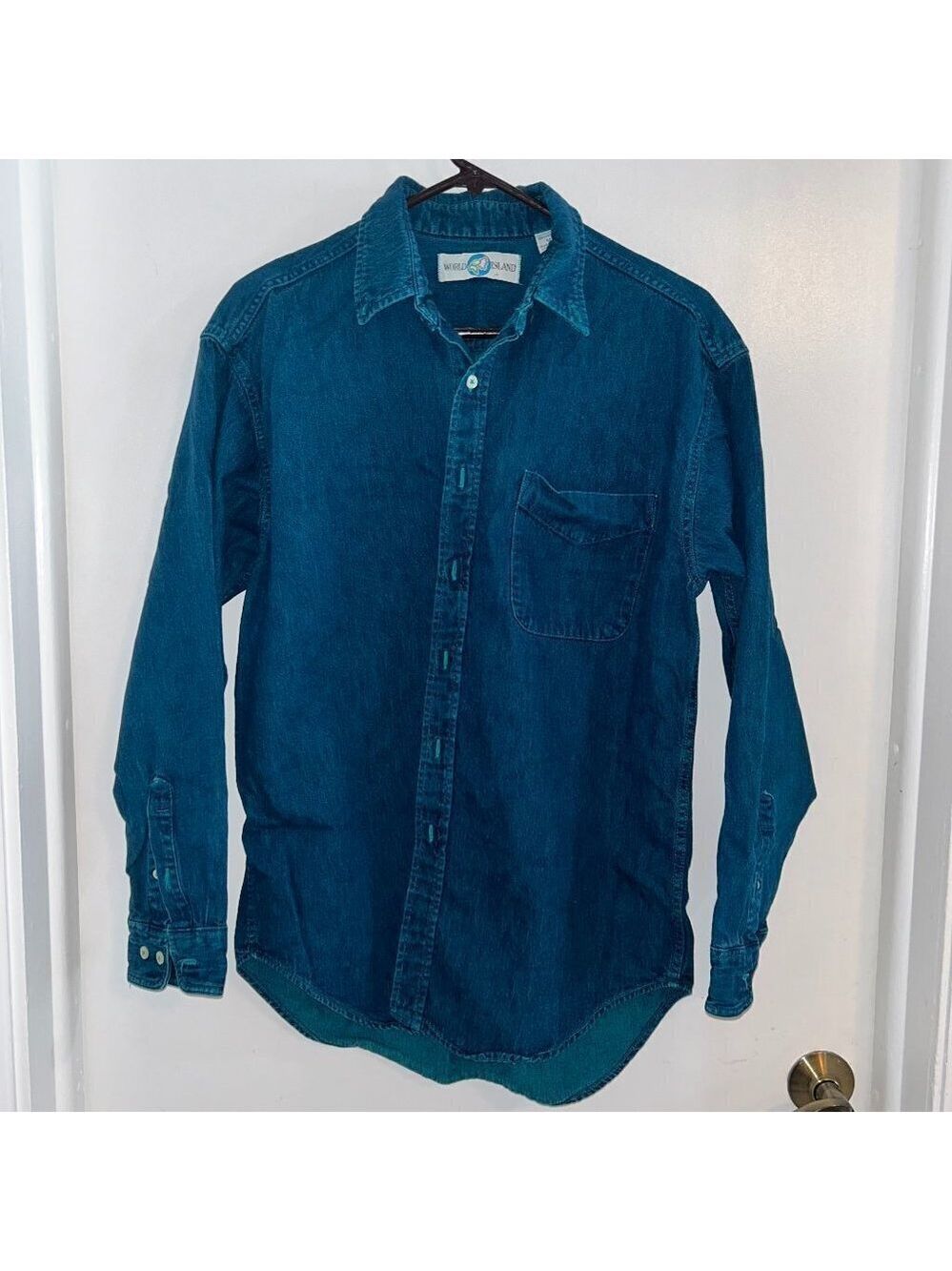 MEN'S World Island denim long sleeved shirt Size M